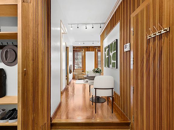3rd image of 455 W 56th St #2A