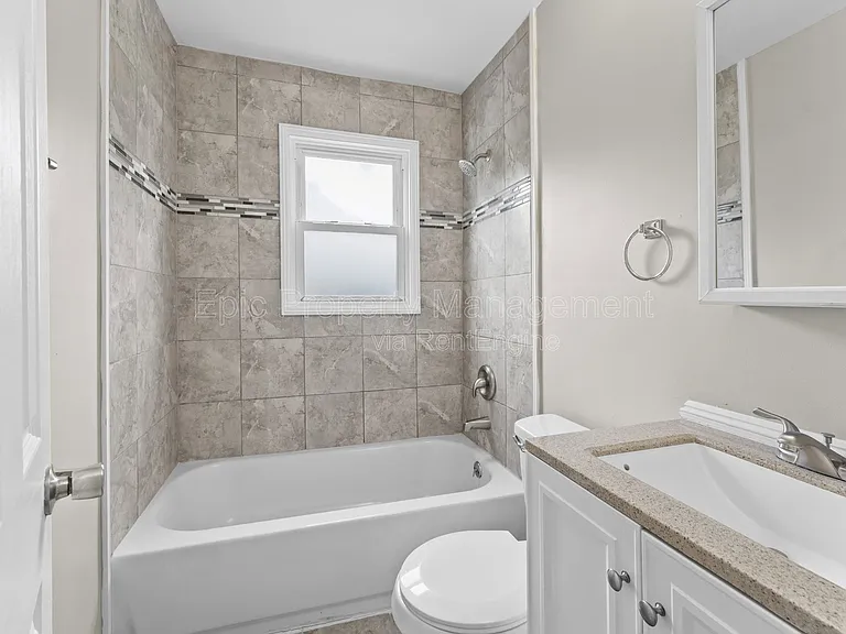 14489 Agnes St — Photo 6