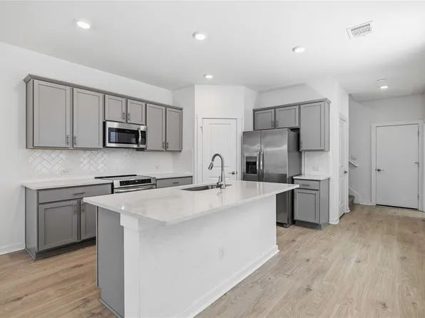 2305 Wallin Bradley Dr, Round Rock, TX 78665