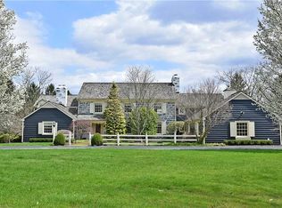 7743 Spring Lake Ln, Canfield, OH 44406