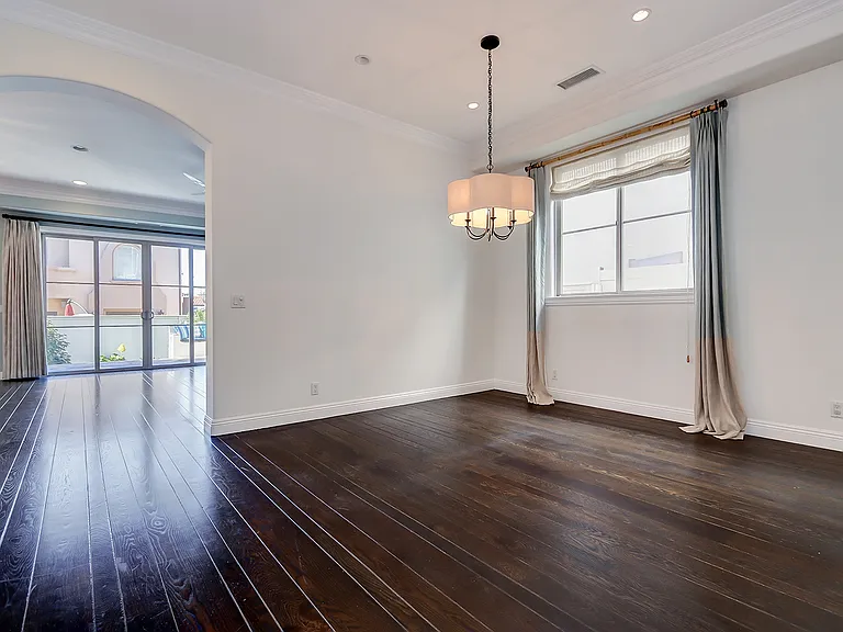 2611 Palm Ave — Photo 21