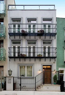 Rented by Compass | media 9