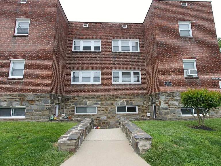 353-357 W Mount Airy Ave — Photo 71