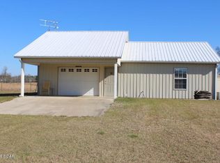 1514 Buckskin Rd, Marianna, FL 32448