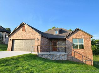 768 E Harlan Dr, Tahlequah, OK 74464