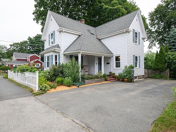 2nd image of 121 Linden St