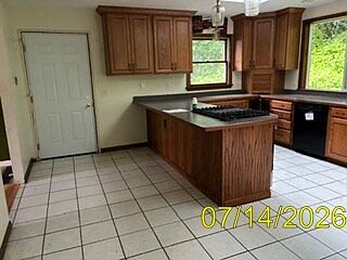 2nd image of 10620 Davis Hollow Rd