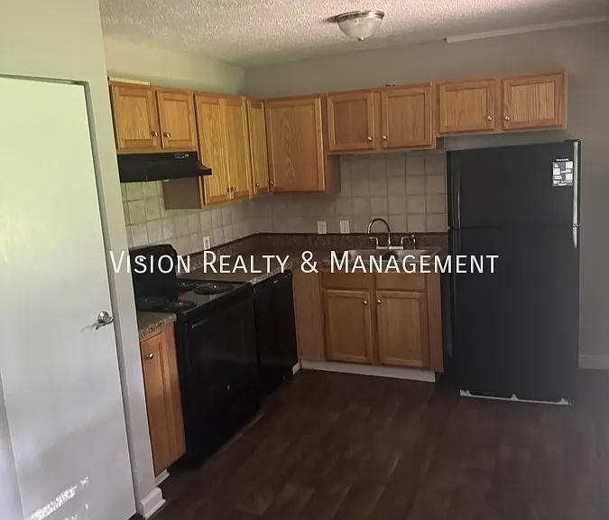 352 Rome St — Photo 11