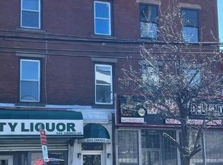 546 Congress Ave APT 1, New Haven, CT 06519