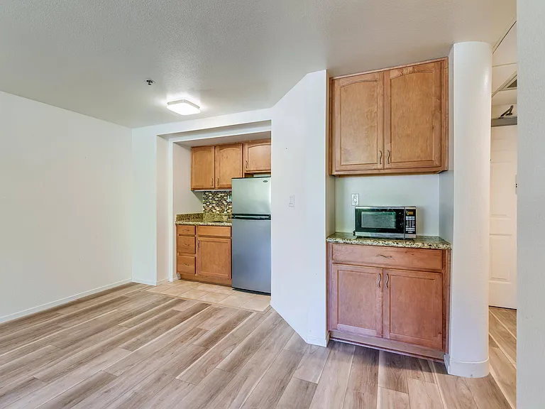 Legacy Hills at Poway 55+ — Photo 10