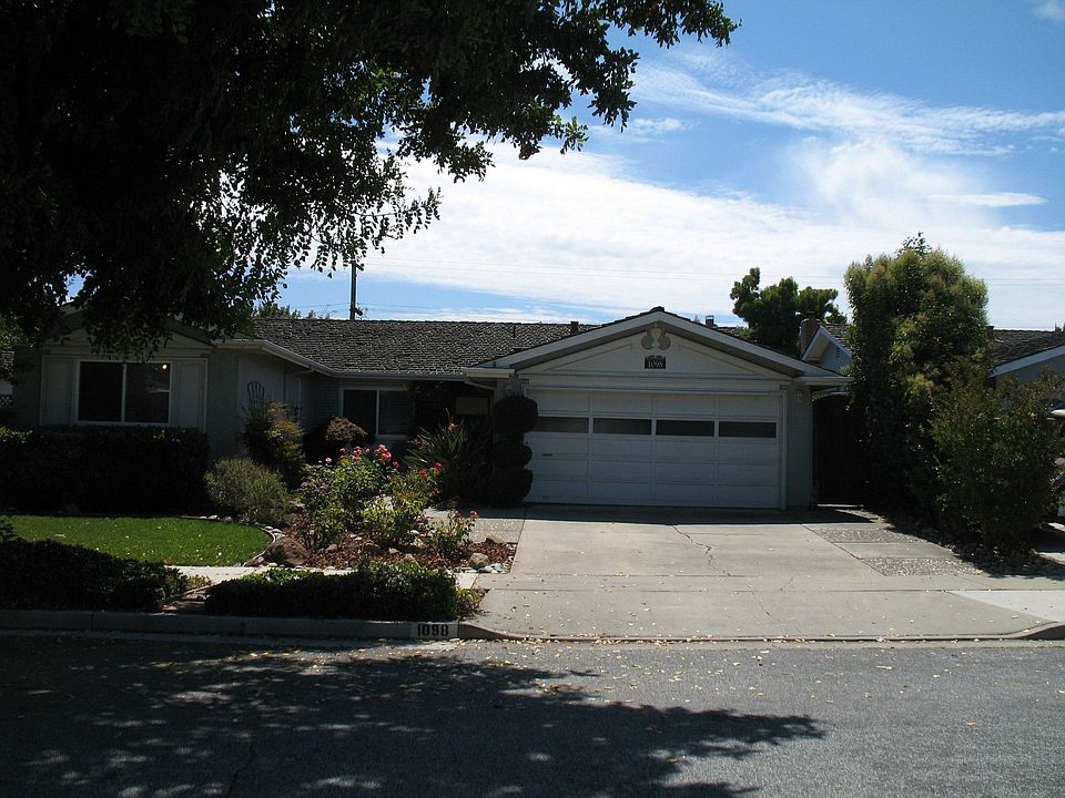 1st image of 1098 Beaumont Dr