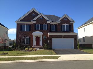23273 Fallen Hills Dr, Ashburn, VA 20148