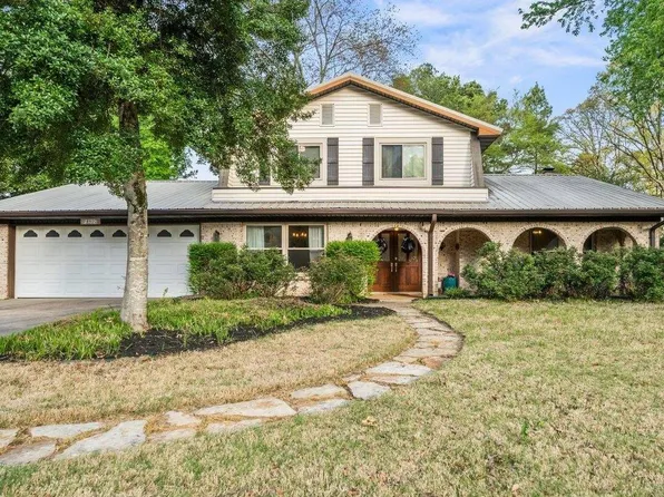 2135 Brierbrook Rd, Germantown, TN 38138
