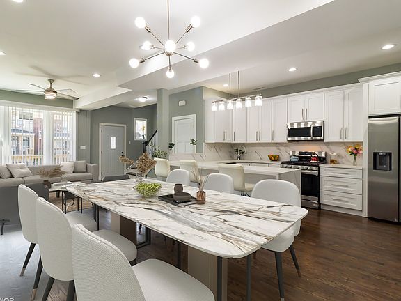 4th image of 4920 W Gladys Ave