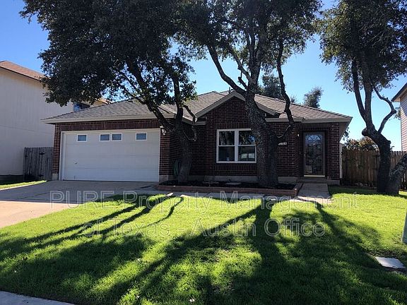 2nd image of 2710 Vinson Ct