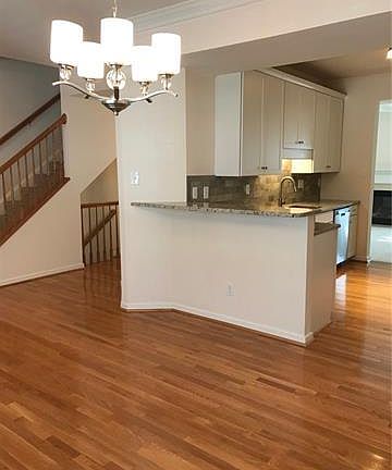 2nd image of 11410 Abbots Cross Ln