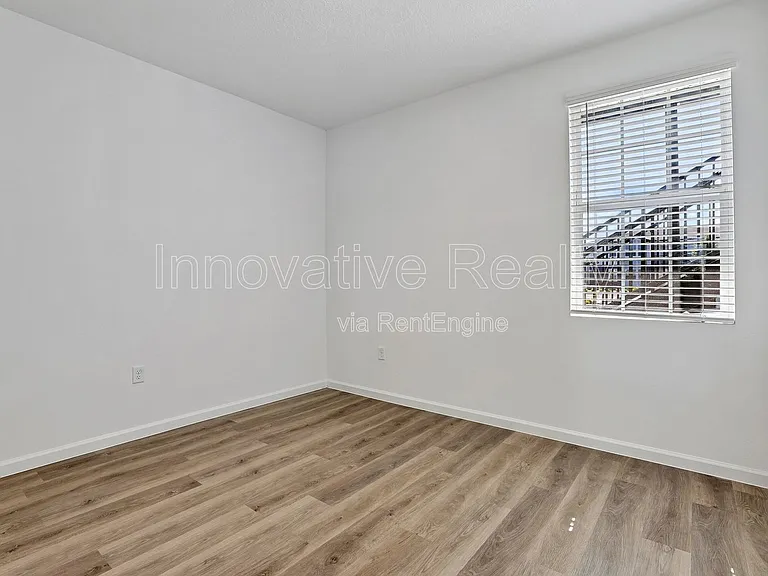 Venture Apartments — Photo 120