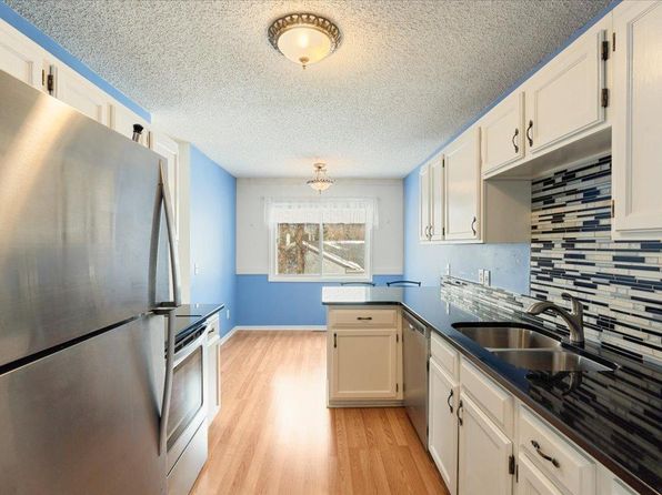 2208 Spruce Dr, Brainerd, MN 56401