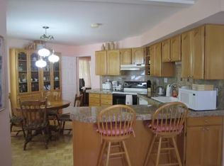 4312 SW Terlyn Ct, Portland, OR 97221