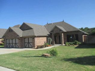 2500 SE 13th St, Moore, OK 73160