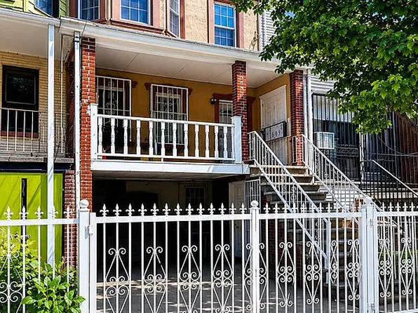 1332 College Ave, Bronx, NY 10456