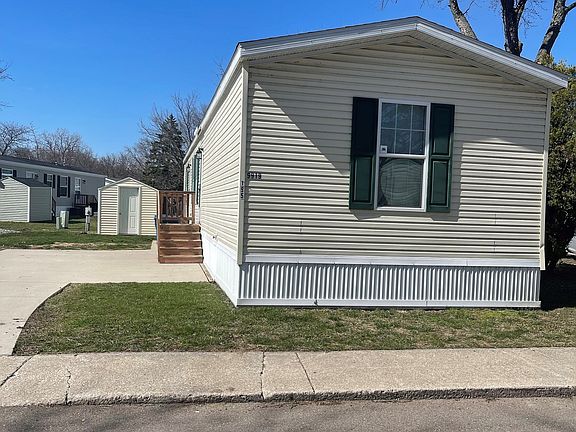 2nd image of 9910 Geraldine St #195