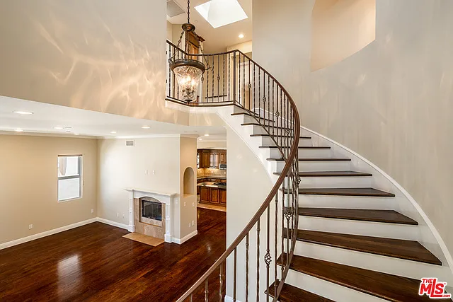 3838 Tilden Ave — Photo 12