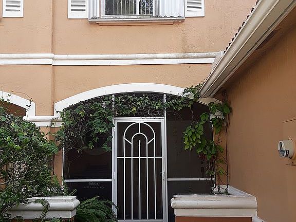 Folding storm shutters on top