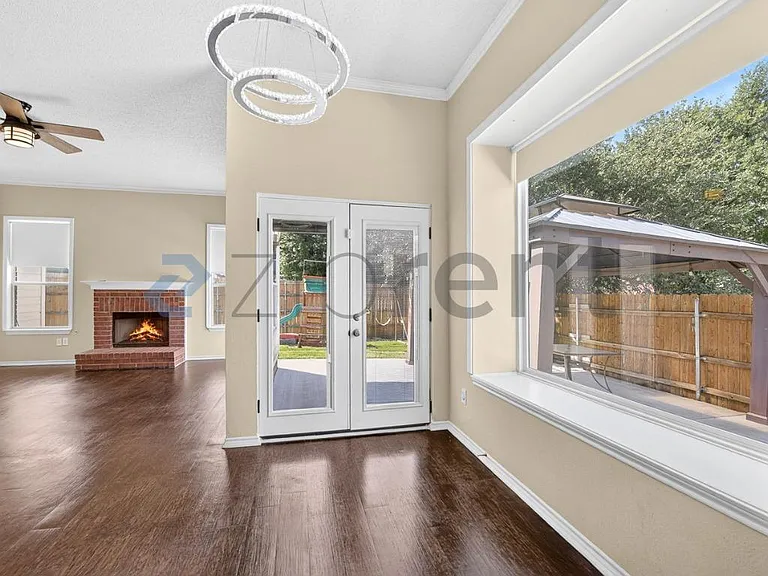 5412 Blue Water Lake Dr — Photo 13