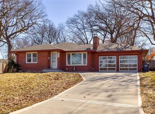 3510 Linda Cir, Des Moines, IA 50310