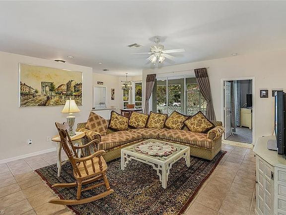 5th image of 7961 Sandel Wood Cir W