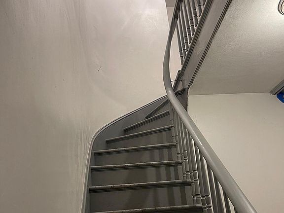 Stairs leading to apartment