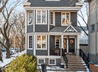 3034 N Greenview Ave APT 2, Chicago, IL 60657
