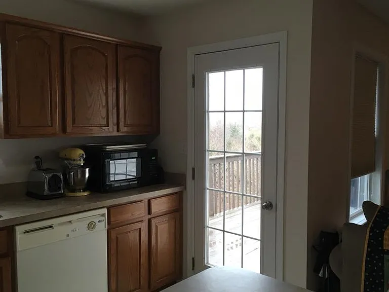 35 Hemlock Dr — Photo 4