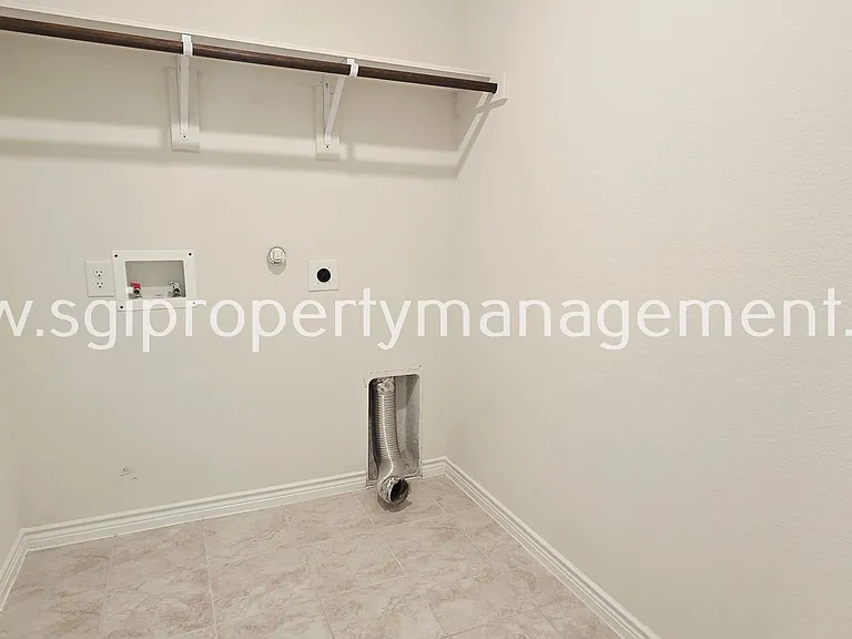266 Canyon Crest Way — Photo 18