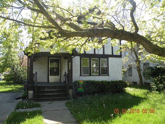 2nd image of 1125 N Logan Ave