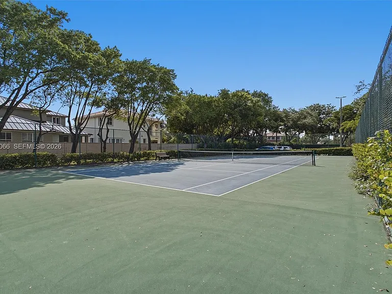 16781 SW 38th St — Photo 60