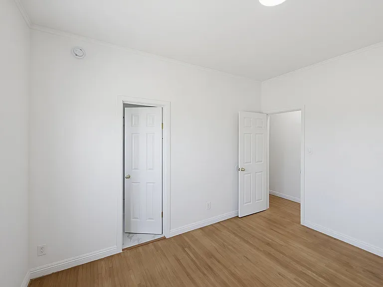 3438 McKinley Ave #5 — Photo 14