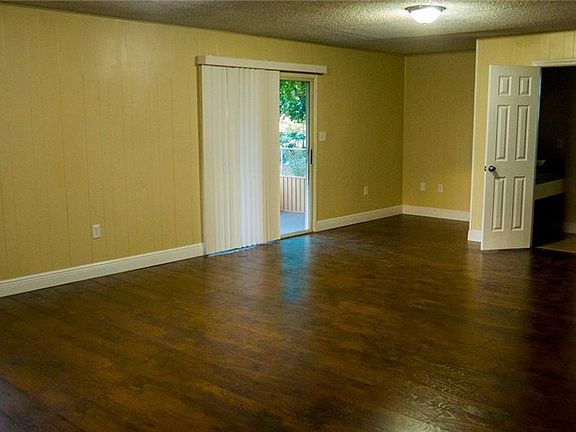 3rd image of 170 Park Ln