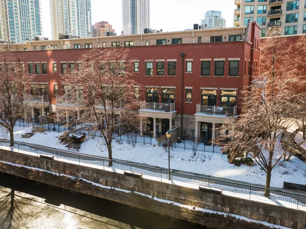 493 N Canal St, Chicago, IL 60654