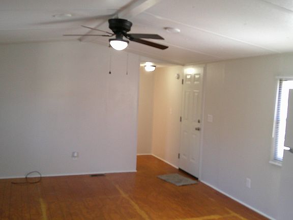 3rd image of 133 Starwood Dr