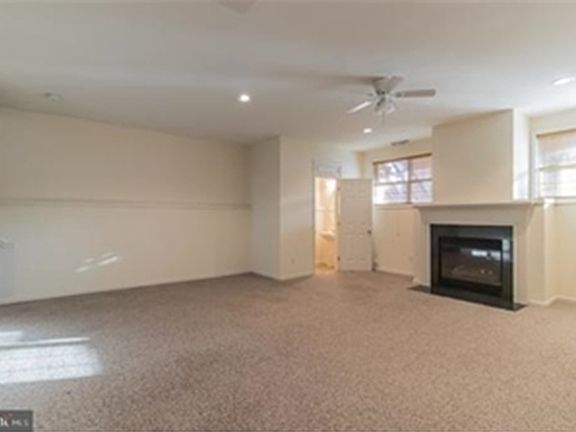 3rd image of 323 Rockmeade Dr