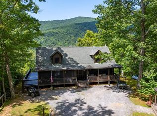 663 Renegade Dr, Robbinsville, NC 28771