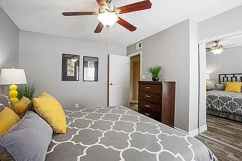 Chandler Meadows Furnished Apartments — Photo 35