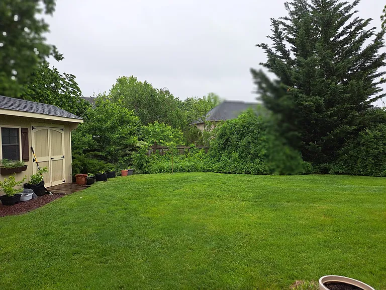 11406 Rolling Green Pl — Photo 3