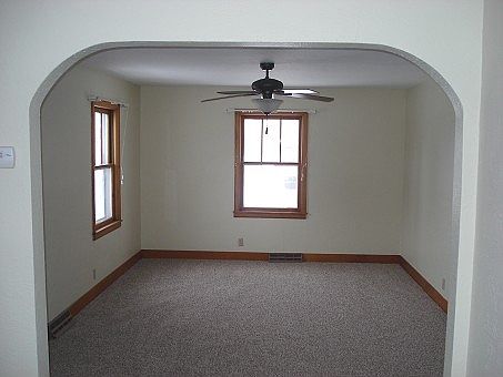 4th image of 412 Clay St