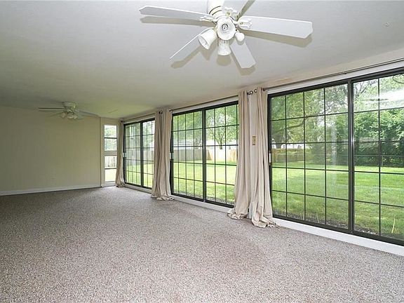 4th image of 9808 Mercier St
