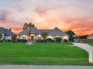 11569 Grand Pine Dr, Montgomery, TX 77356