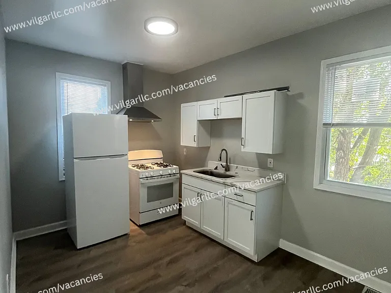 4117 Euclid Ave — Photo 3