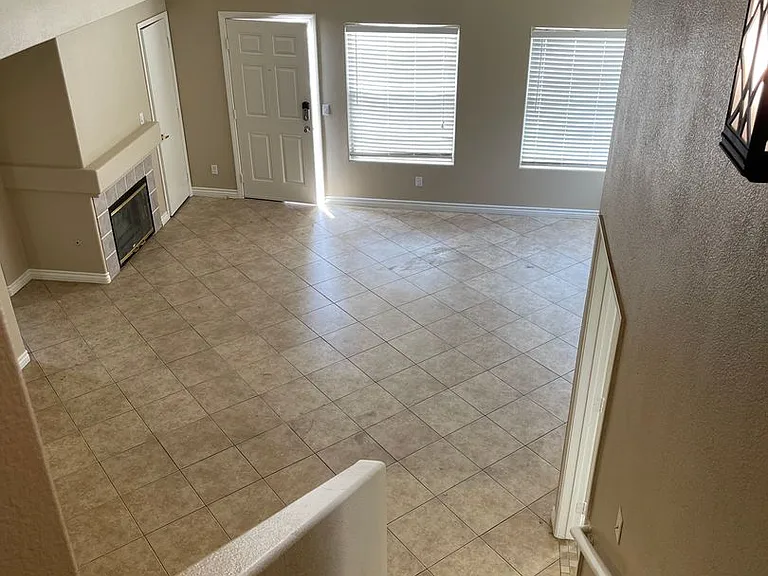 5125 W Reno Ave #2012 — Photo 4